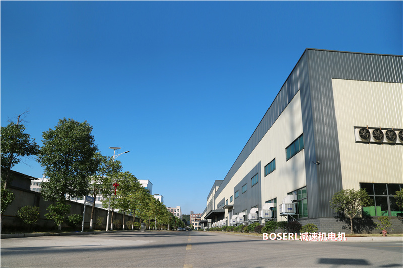 1690183928754020.jpg 齒輪減速機加電機